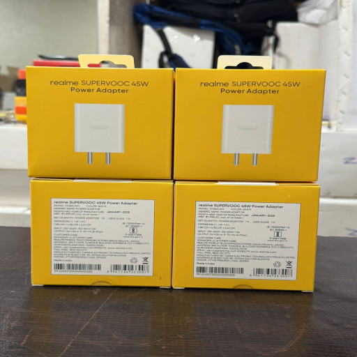 REALME 45w super Vooc Adaptor