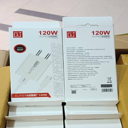 Oneplus 120 W charger