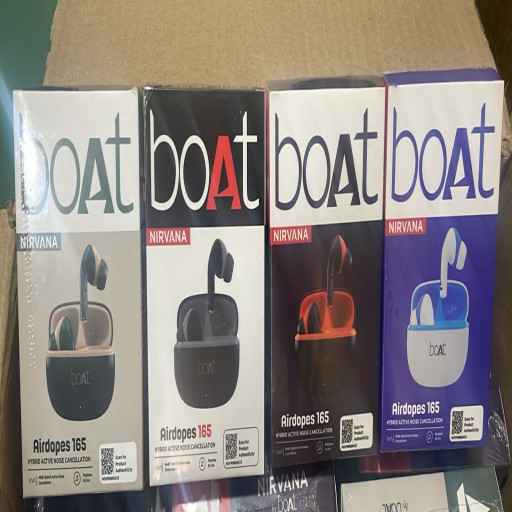 BOAT 165 Buds