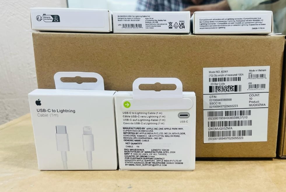 C TO LIGHTNING CABLE NEW PACKING 